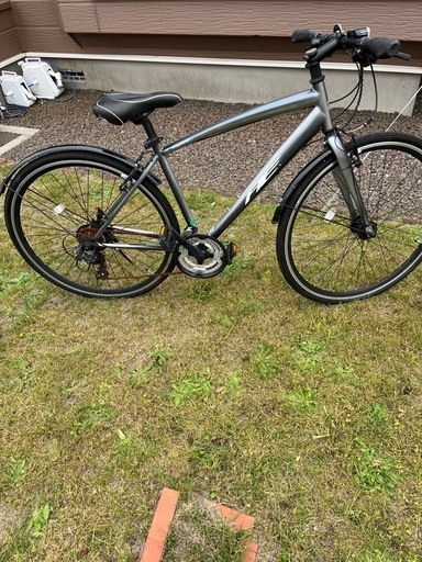 自転車　クロスバイク　　　　　切り替え6段