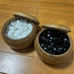 
脚付囲碁盤　の画像