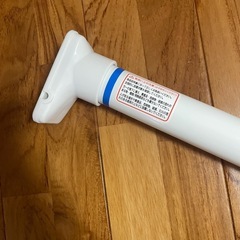 つっぱり棒の画像