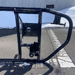 ランクル80 純正背面タイヤキャリアの画像