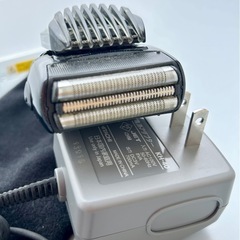 動作OK【日立】HITACHI 充電式 電気シェーバー 【エスブレード】の画像