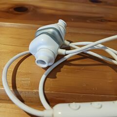 【無料配布】Bluetoothイヤホン【ジャンク】の画像