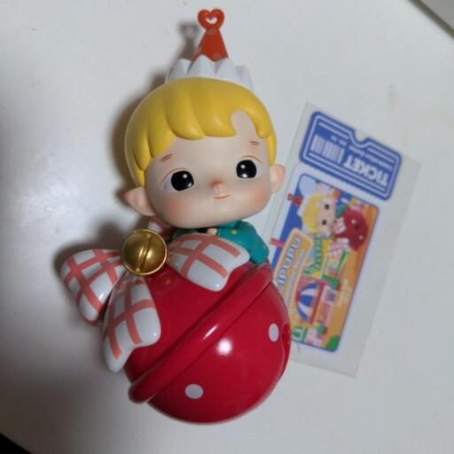 ポップマート　ハチププ　セレブレーションシリーズ　フィギュア