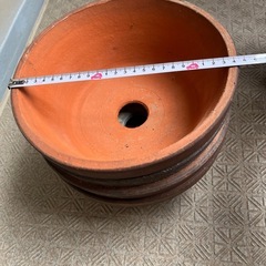 テラコッタ　鉢
の画像
