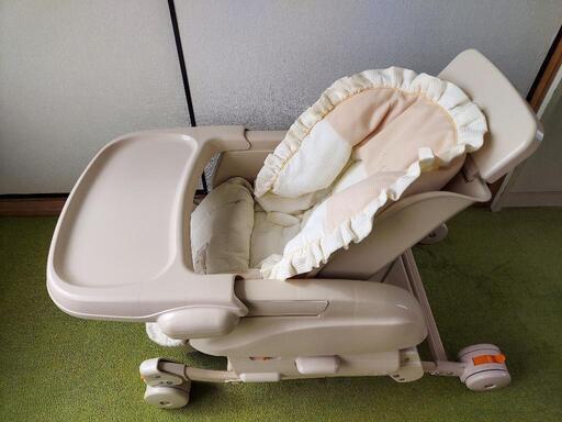 ★ベビーチェアゆらゆら機能【高級品】食事テーブル着脱式