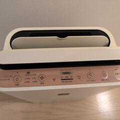 シャープ　加湿空気清浄機　2018年製　KC-G40-Wの画像