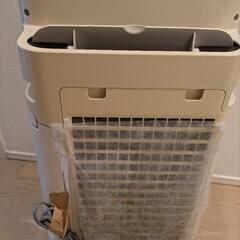 シャープ　加湿空気清浄機　2018年製　KC-G40-Wの画像