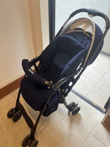 アップリカ　カルーンエアーAB ネイビードット柄美品