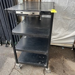 棚台車　1台四千円