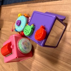 0〜1歳児向けおもちゃ3点セットの画像