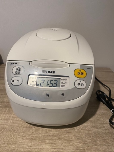 【決まりました】TIGER マイコン炊飯ジャー　5.5合　美品