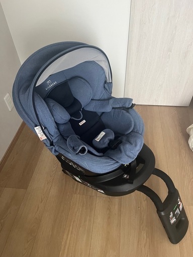 チャイルドシート　エールべべ　プレミアム　クルット4i   ナチュラルブルー　中古