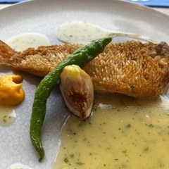 ランチに、ワインと一緒にフランスコース料理を一緒に食べに行ってくれる方、募集します。女性限定 - メンバー募集