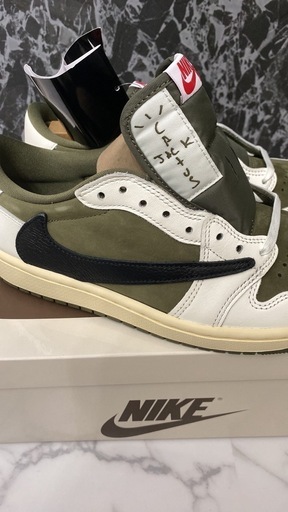 Travis Scott × Nike Air Jordan 1 Low OG