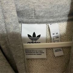 服/ファッション パーカー レディースの画像