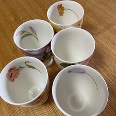 花井幸子デザイン　コップ５個セット　の画像