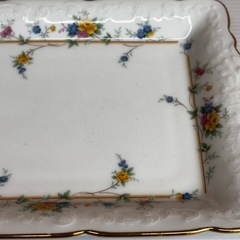 s1003607 Noritake ノリタケ 大皿 盛り皿 ブランド 食器 皿 オードブルプレート 角皿 ケーキ皿 生活雑貨 中古品の画像