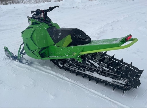 M8000 Arctic Cat 162 キャタ 3インチ ショートトンネル スノー
