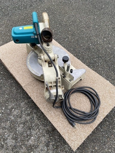 ☆中古品 マキタ LS1011 10型 スライド丸鋸 DIY 建築 丸ノコ☆
