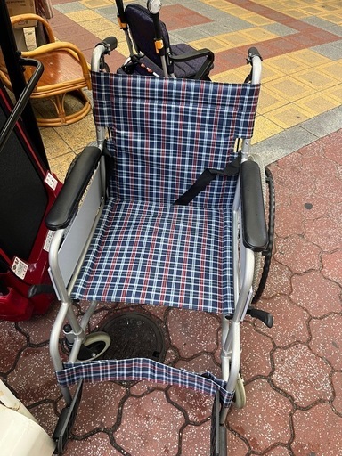 美品　アルミ製　自走式車椅子