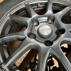 スタッドレスタイヤ、アルミホイール付き195/65r/15の画像