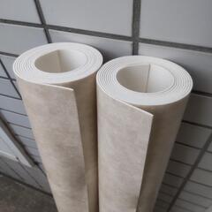 ＊半値以下＊新品２枚、一帖用クッションフロアーの画像