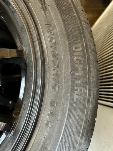 中古  ダンロップ タイヤ 4本