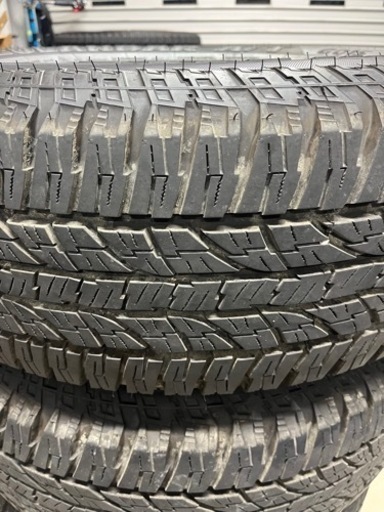 車のパーツ タイヤ、ホイール