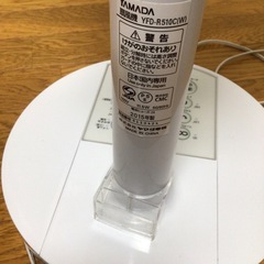 上下はOK左右首振り不動のコンパクトなリビング扇風機ですの画像