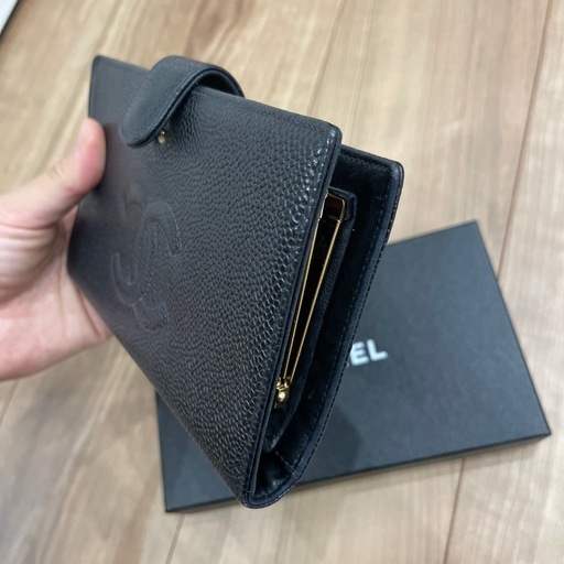 CHANEL シャネル 長財布　キャビアスキン