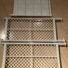 つっぱり棒 棚 収納(使用感あり中古品、傷や汚れなし)