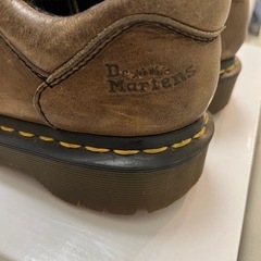 レディースDr.Martens ドクターマーチン革靴 ベージュの画像