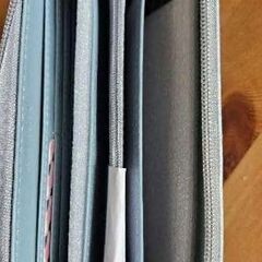 スマホ収納可能♪ 大容量ラウンド長財布 アクア アンナローズの画像