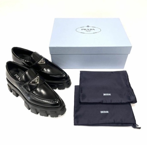 新品未使用 PRADA プラダモノリス　　