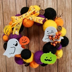 ハロウィンリース ニットリース　毛糸玉リース　お化け　ハンドメイド