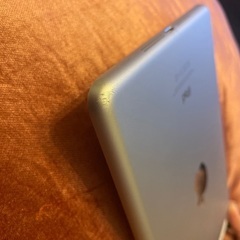 ipad mini 2 64GBの画像