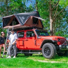 jeep キャンプ好きにはたまらん一台