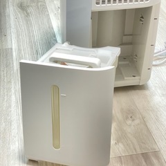 SHARPシャープ 冷風・衣類乾燥除湿機 コンパクトクール CM-L100-W プラズマクラスター搭載 の画像