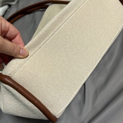 トートバッグ　ベージュの画像