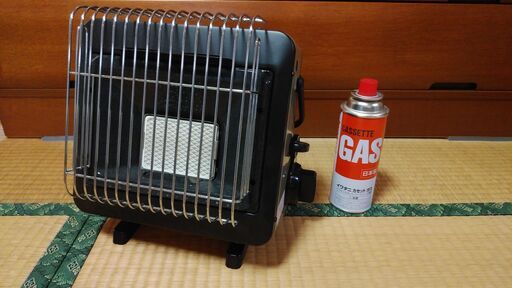 イワタニ カセットガスストーブ  型名：CB-CGS-PTB