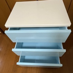 プラスチックチェスト タンスの画像