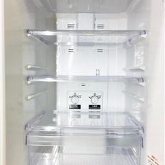 冷蔵庫【配達無料お届け設置出来ます💫都内近郊🚚】信頼の三菱製シルバー💫除菌クリーニング済✨極美品✨他にも冷蔵庫.洗濯機.電子レンジ.オーブン電子レンジ.炊飯器.テーブル&椅子.机&チェアー.ベット&マットレス.ソファーなど多種多様な美品が有ります✨お気軽にお問い合わせ下さい💫 の画像
