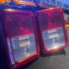 jkラングラー ディーラー車　純正テール　