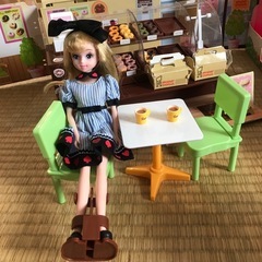 【♡まとめ売り♡】りかちゃん人形　　ドーナツショップ、ドールハウ...