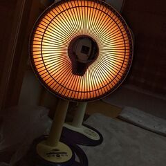 値下げ⭐暖房器具😊ハロゲンヒーター🥳🥳🥳　MORITA 800W