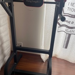 懸垂マシンの画像