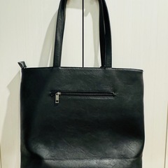 メルカリ決定【中古美品】 トートバッグ-GUSCIO UOMO(グッシオ ウォーモ)-正規品-(黒、ITALY、レザー、ビジネス、オンオフ兼用)の画像