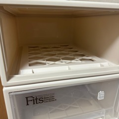 Fits 収納ボックス 衣装ケース　スタッキング　4個　透明 プラスチックの画像