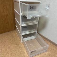 Fits 収納ボックス 衣装ケース　スタッキング　4個　透明 プラスチックの画像