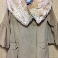 美品 PJ ピーチジョン フェイクファーコート
